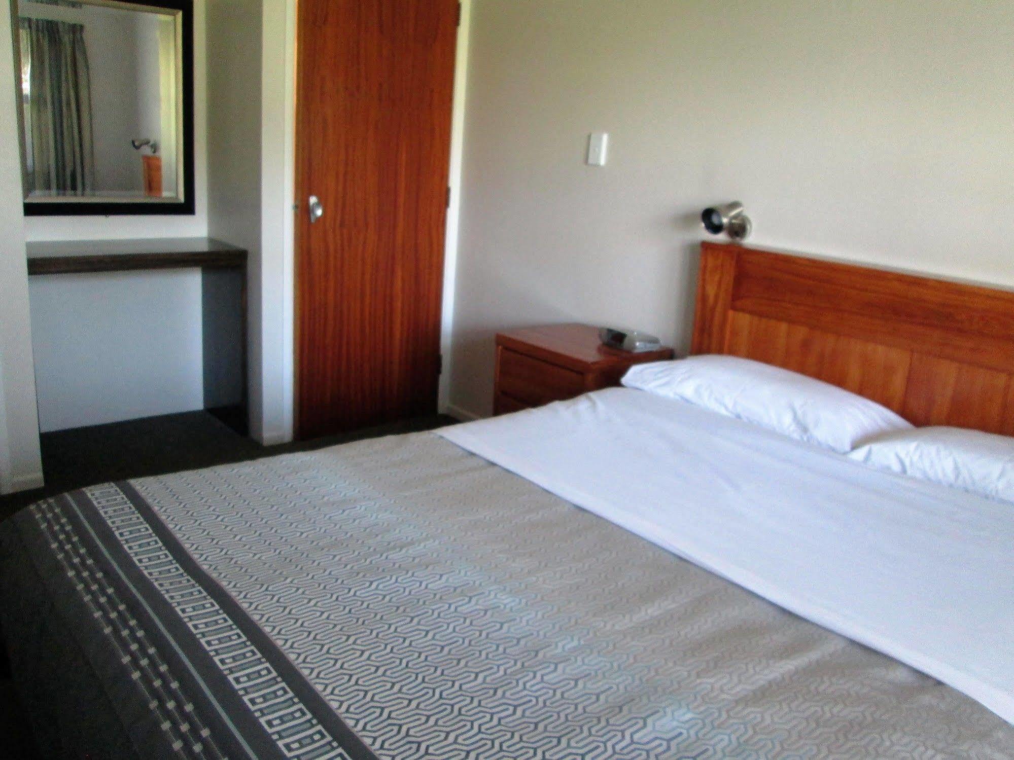 Colonial Motel Papakura Exteriér fotografie