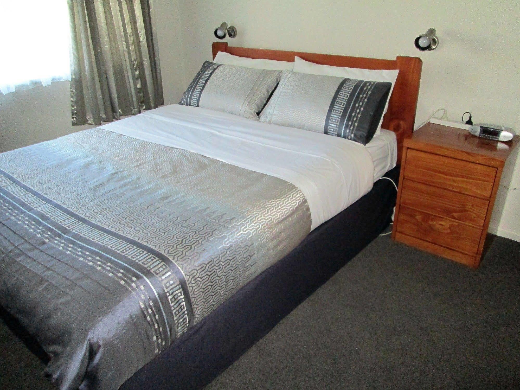 Colonial Motel Papakura Exteriér fotografie