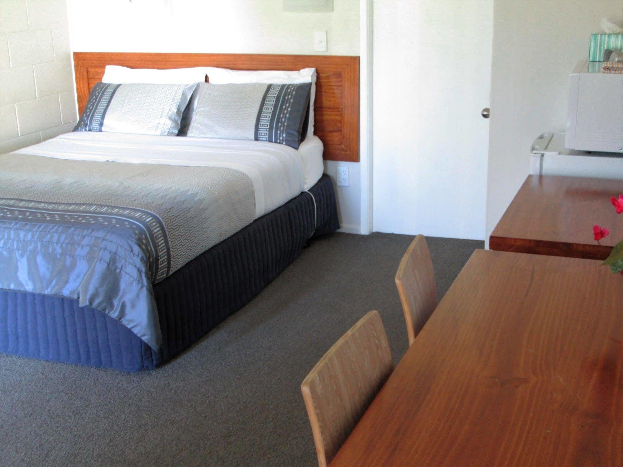 Colonial Motel Papakura Exteriér fotografie