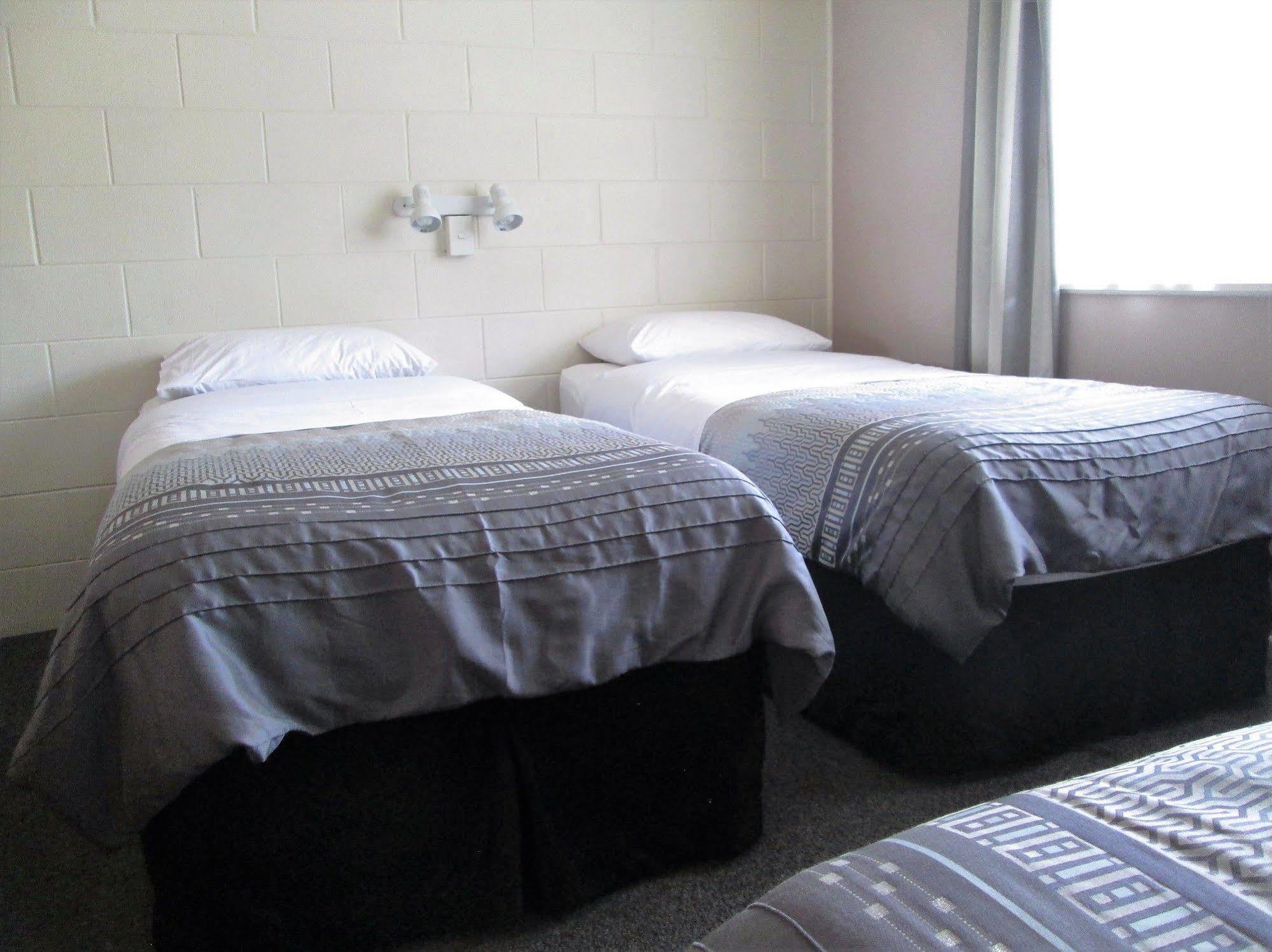 Colonial Motel Papakura Exteriér fotografie
