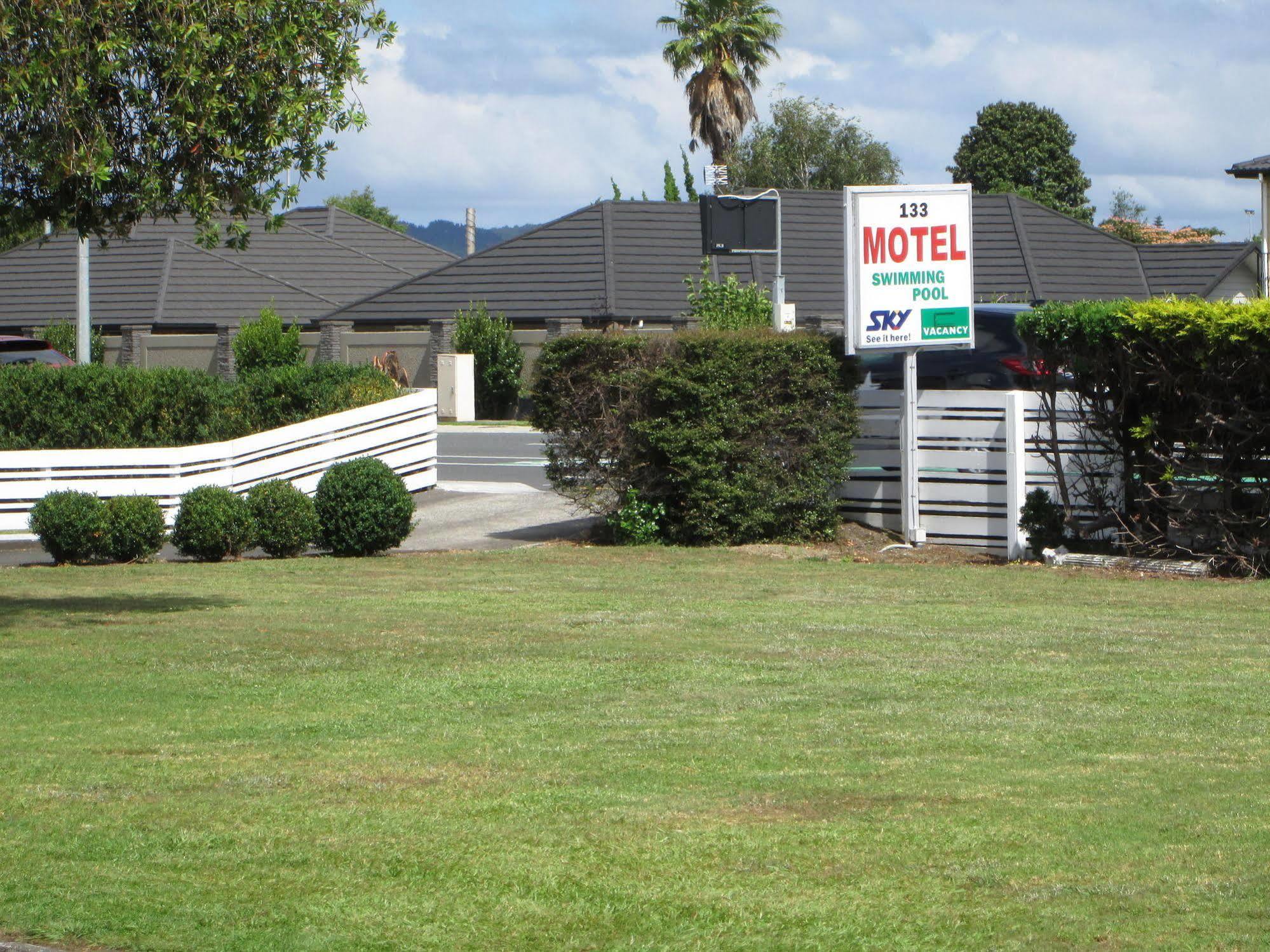 Colonial Motel Papakura Exteriér fotografie