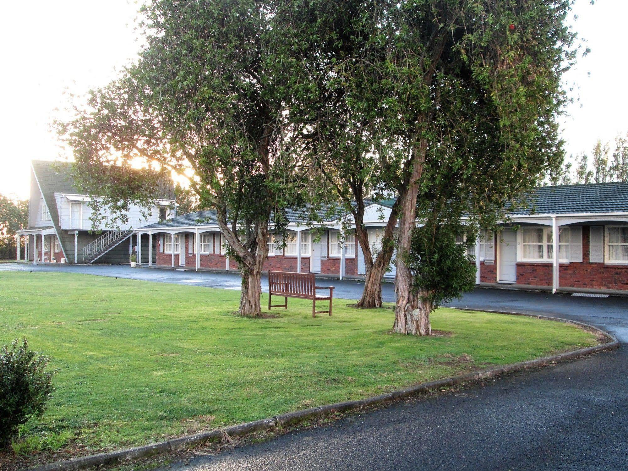 Colonial Motel Papakura Exteriér fotografie